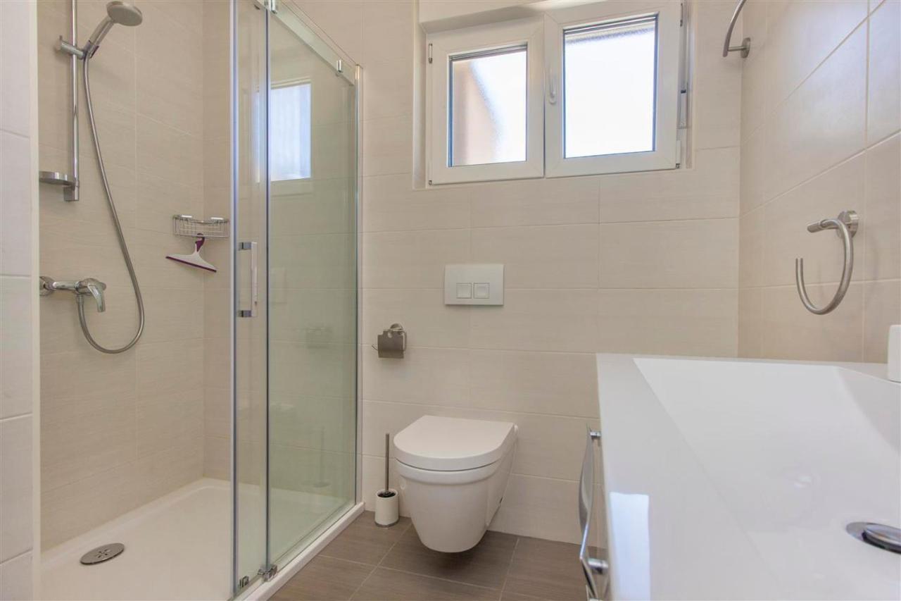 Villa Top Of Murter, One Bedroom Apartment Bagian luar foto